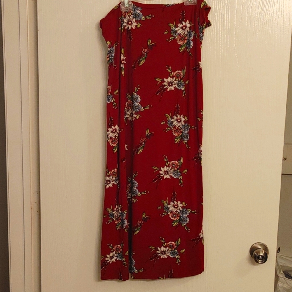 Loveapella floral/burgundy maxi skirt medium